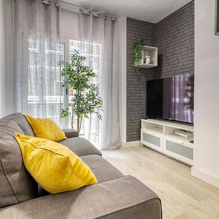 Cozy Main Square And Beachfront 3-Bedrooms Apartment Los Cristianos  Exterior photo